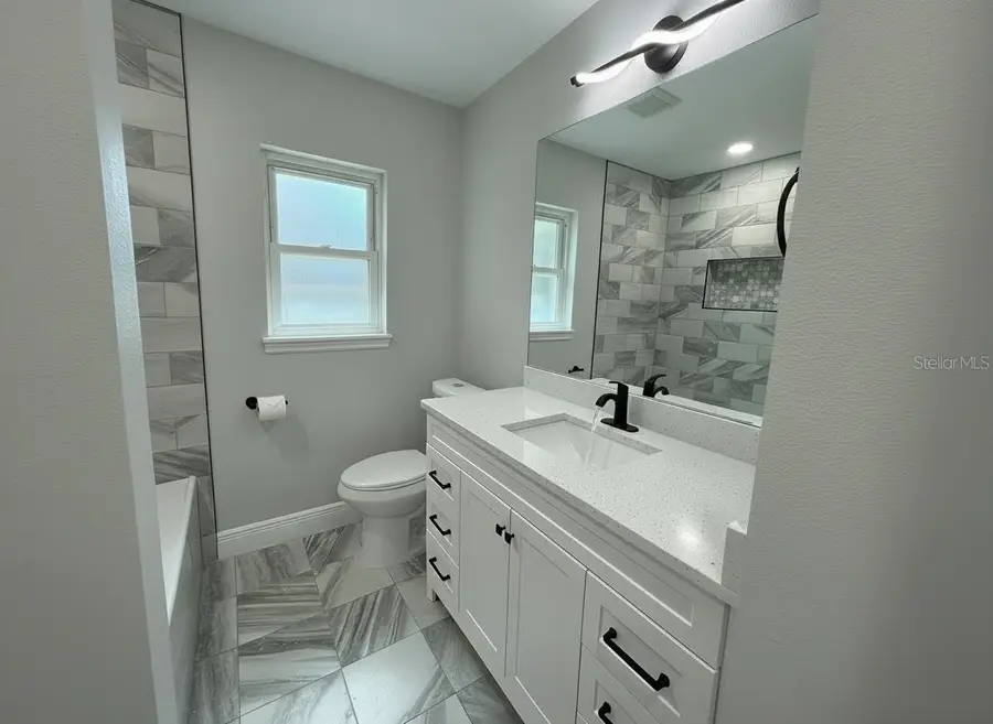 1507 N Lake View Avenue, Leesburg, FL 34748 - #3