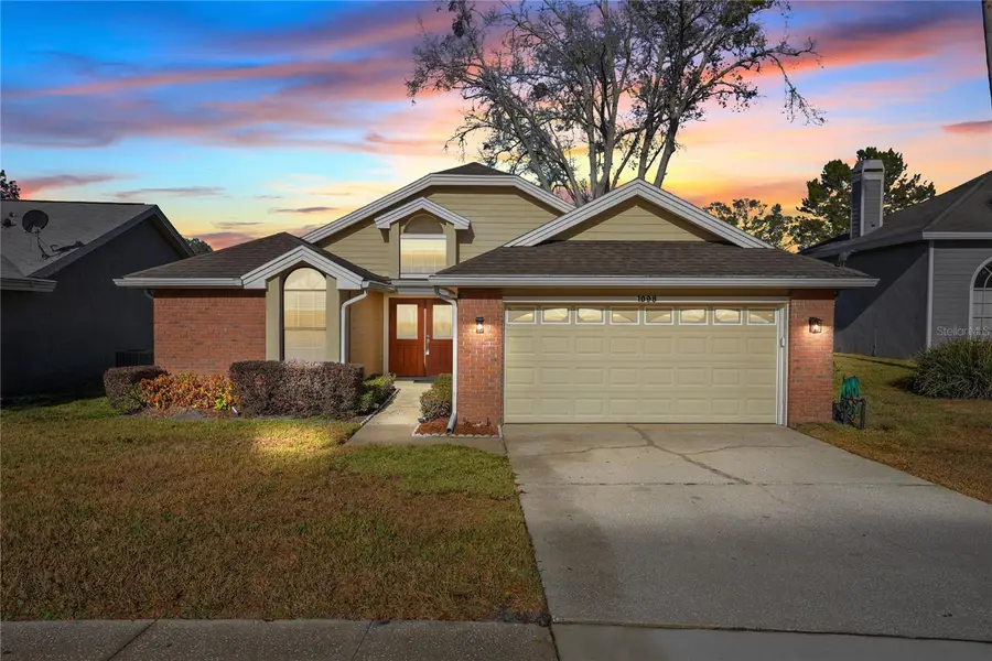 1098 Piedmont Oaks Drive, Apopka, FL 32703 - #2