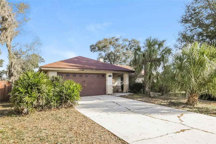 4416 Pawnee Path, Valrico, FL 33594 - #2