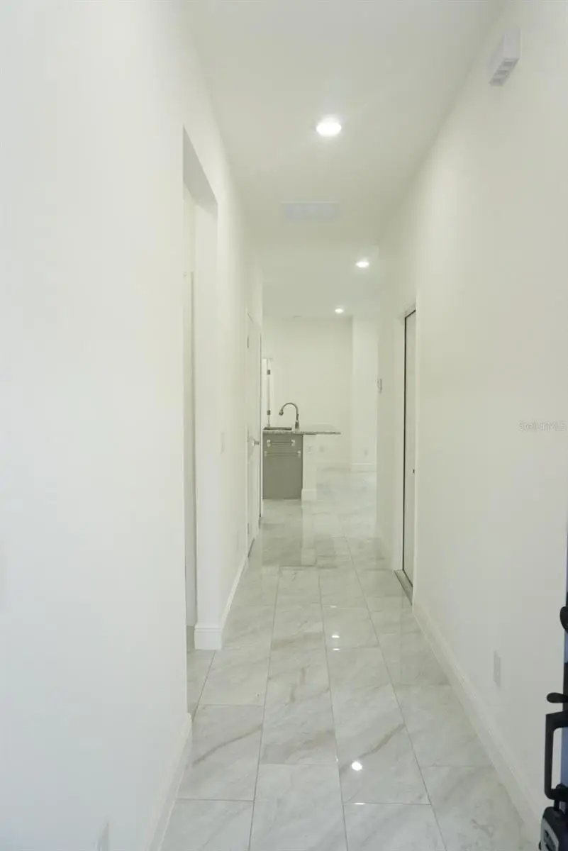 900 E Gottsche Avenue, Eustis, FL 32726 - #2