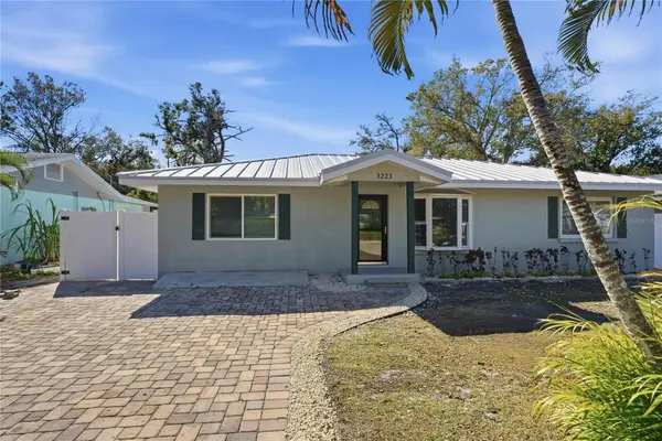 3223 1st Avenue W, BRADENTON, FL 34205