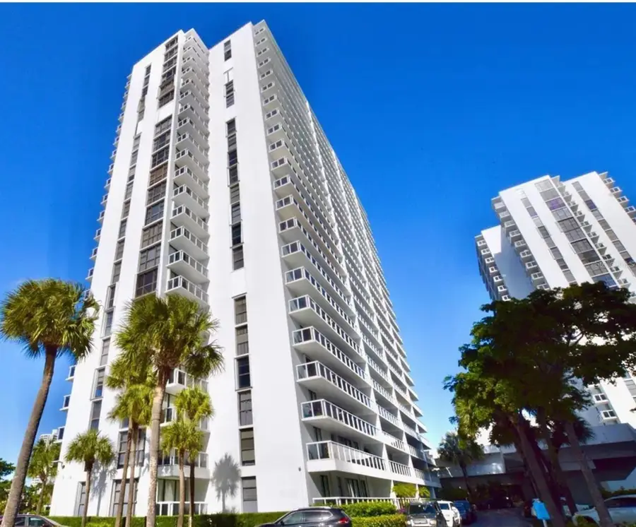 20505 E Country Club Drive #534, Miami, FL 33180 - #2