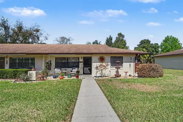 12435 Orangewood Circle, TAVARES, FL 32778