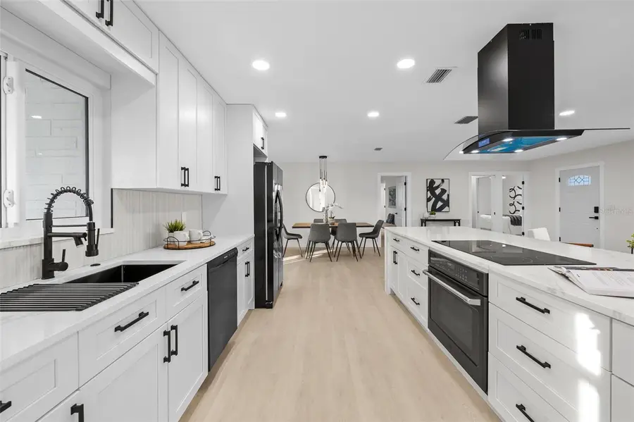 105 12th Street Sw, Ruskin, FL 33570 - #3