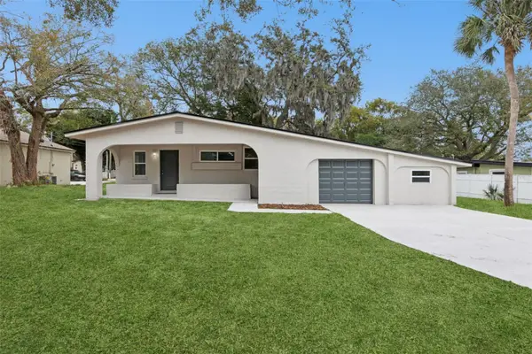 1375 Lake Drive, CASSELBERRY, FL 32707