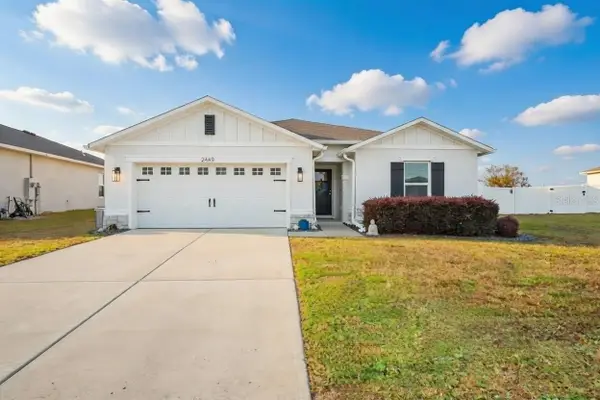 2449 Begonia Street, MASCOTTE, FL 34753