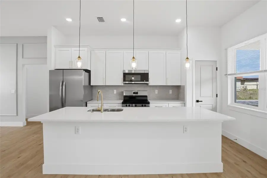 5241 Journal Avenue, Orlando, FL 32810 - #2