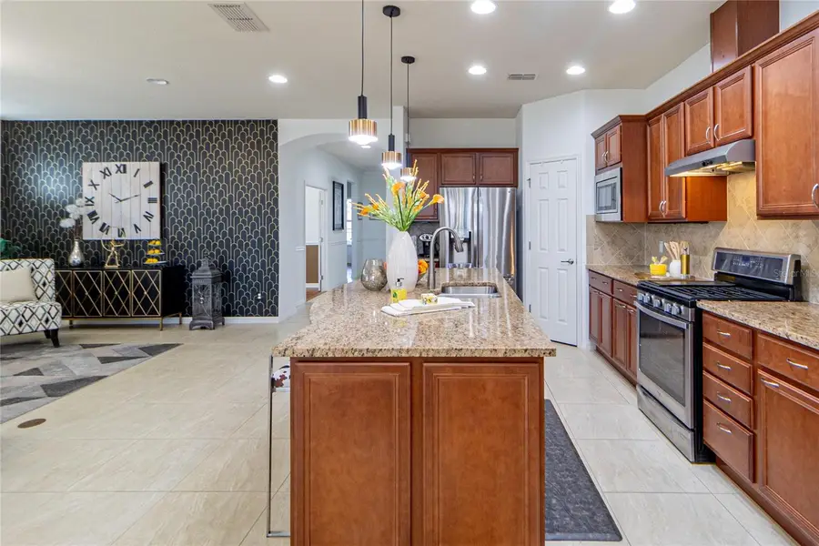 333 Navarra Lane, Davenport, FL 33837 - #3