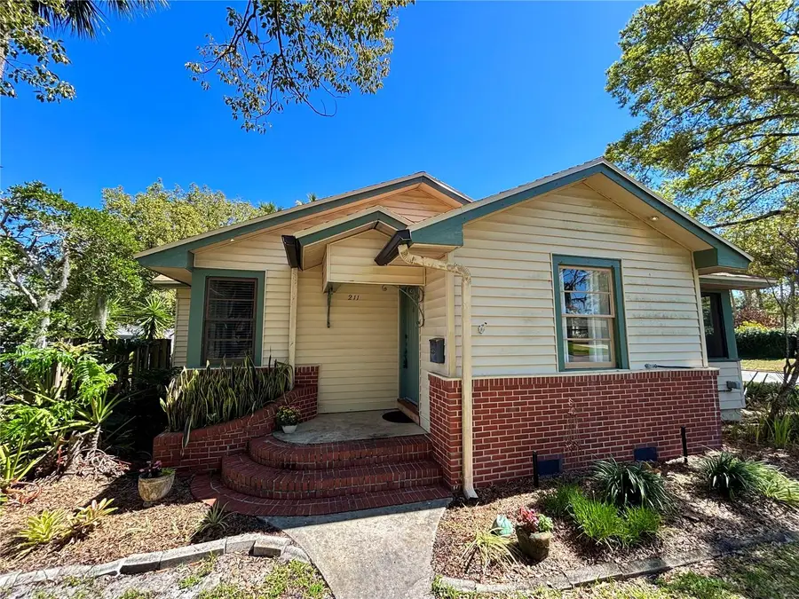 211 S Summerlin Avenue, Sanford, FL 32771 - #2