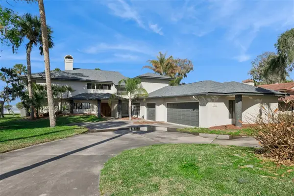 303 Waterwood Drive, YALAHA, FL 34797