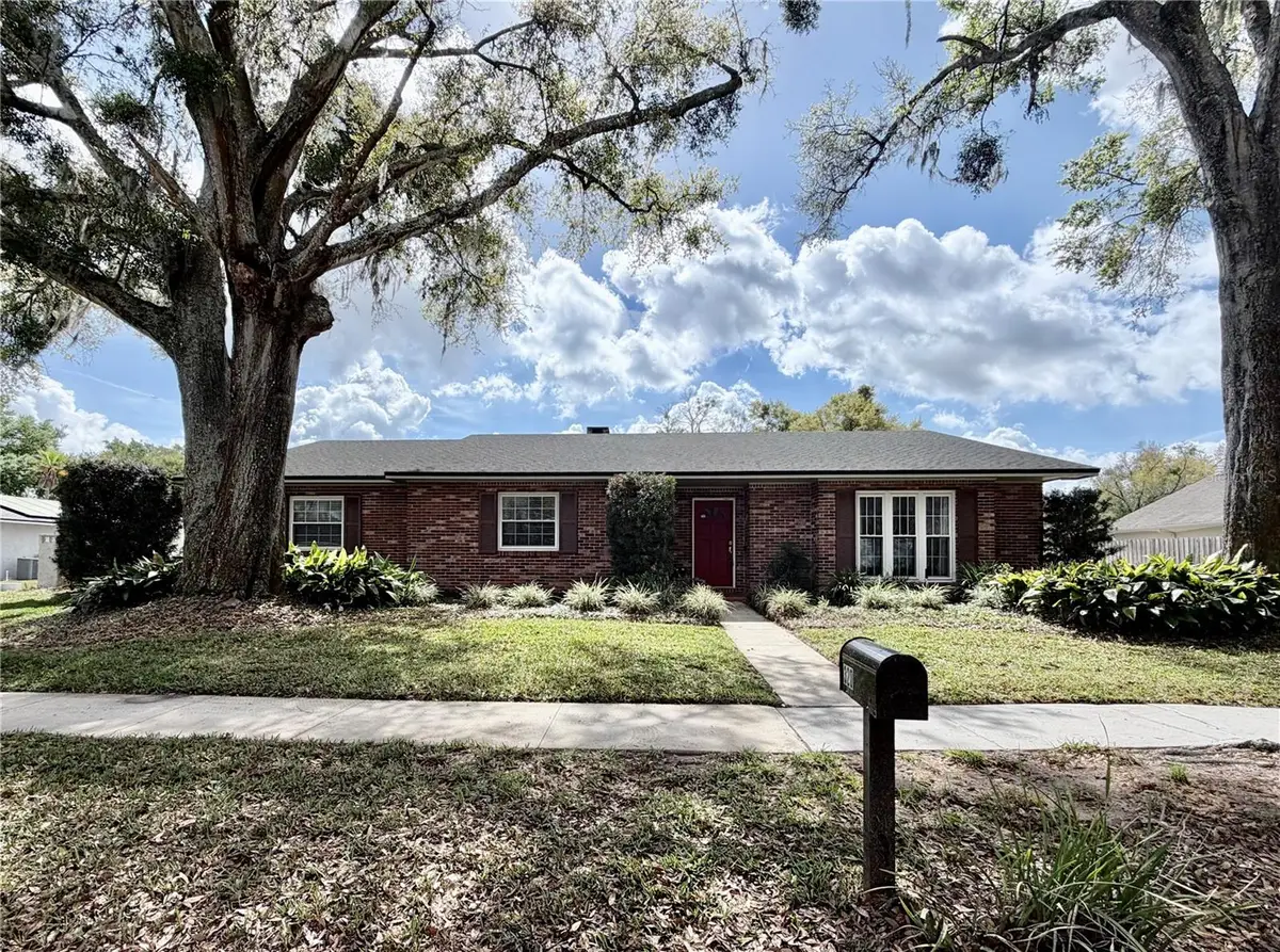 320 White Oak Circle, Maitland, FL 32751 - #1