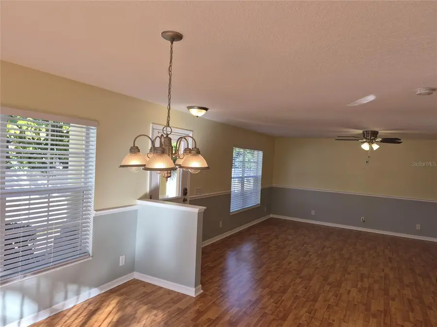 3845 Island Way, Saint Petersburg, FL 33705 - #3