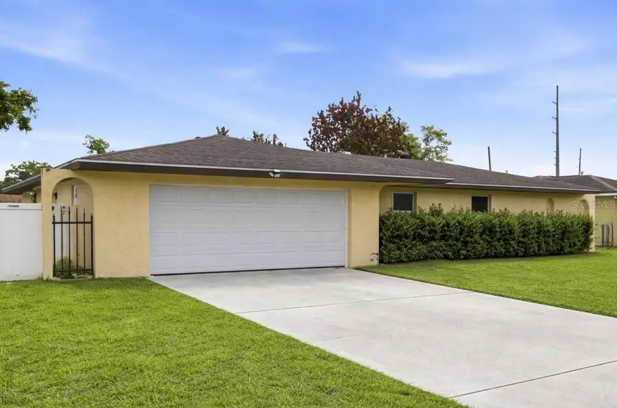 4623 Conway Gardens Road, Orlando, FL 32806 - #2