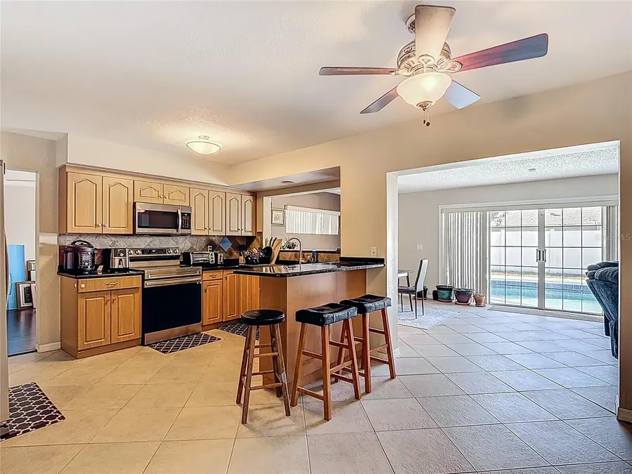 3114 W Paris Street, Tampa, FL 33614 - #3