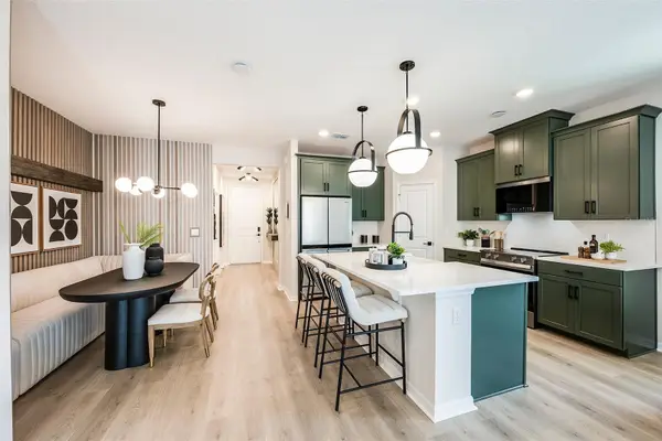 688 Lola Lane, OVIEDO, FL 32765