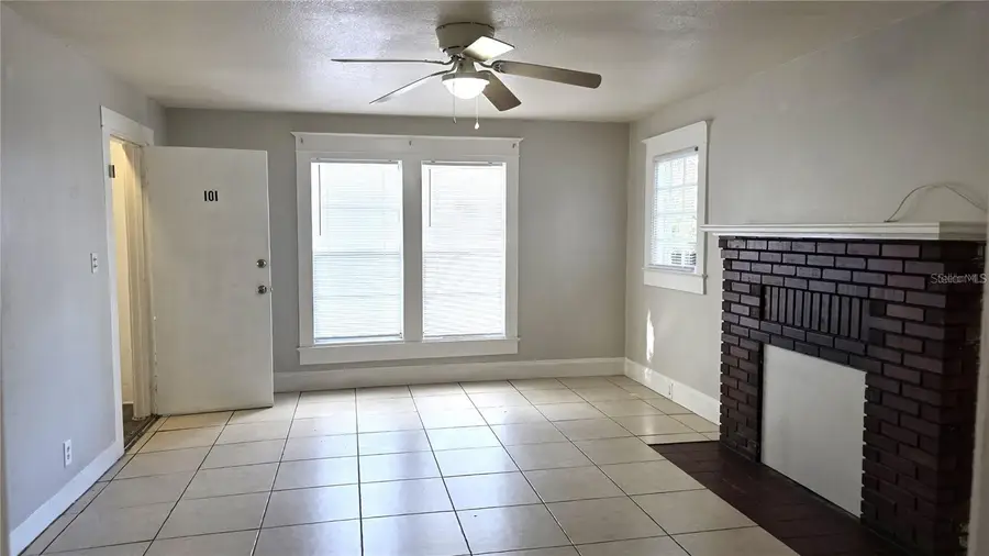 1113 S Park Avenue, Sanford, FL 32771 - #2