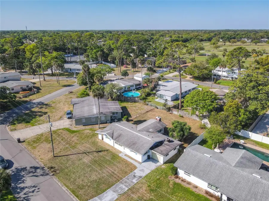 6 Fairway Circle, New Smyrna Beach, FL 32168 - #2