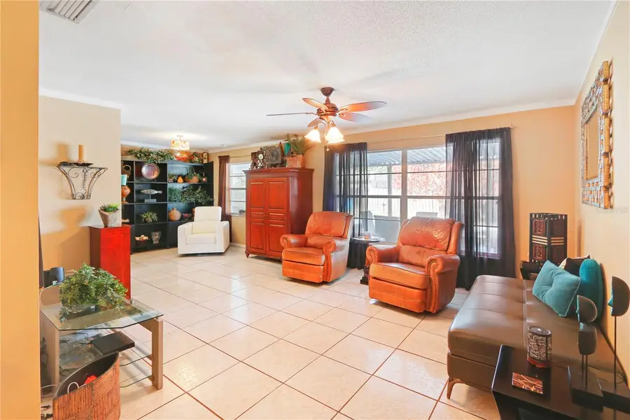 412 Majorca Avenue, Altamonte Springs, FL 32714 - #2