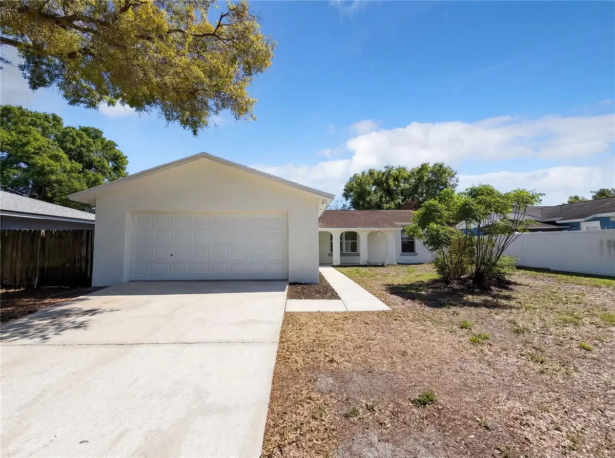 909 Winchester Court, Brandon, FL 33510 - #1