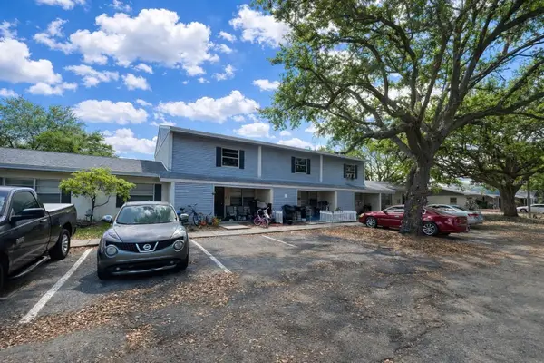 1000 E Caroline Street, TAVARES, FL 32778