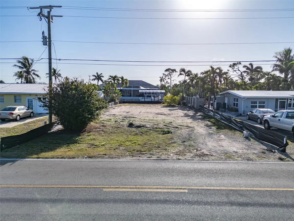 3314 York Road, Saint James City, FL 33956 - #1