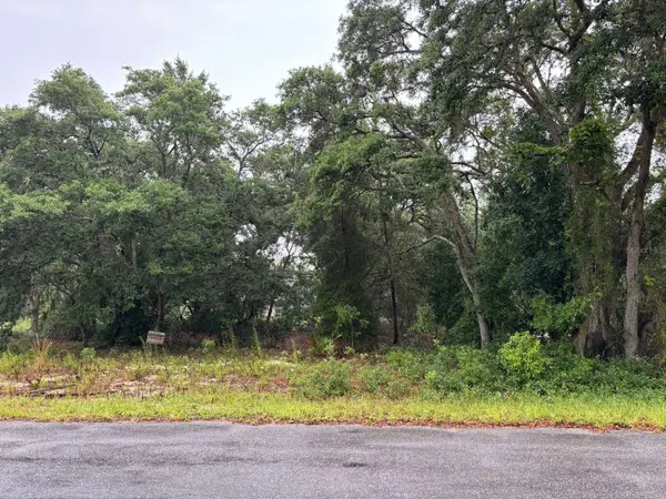 7 Fisher Way Drive, OCKLAWAHA, FL 32179