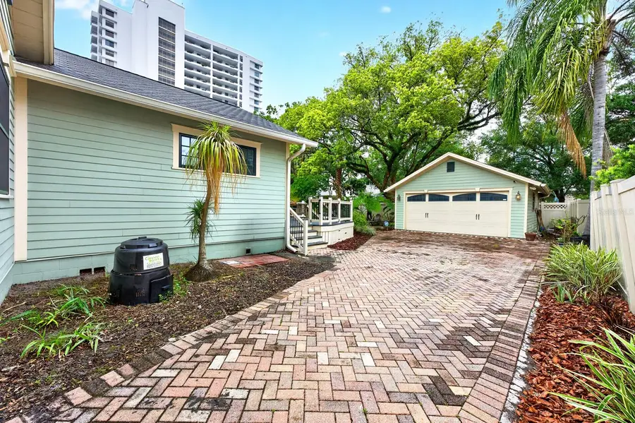 613 E Pine Street, Orlando, FL 32801 - #2