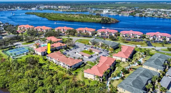 402 Bouchelle Drive #206, NEW SMYRNA BEACH, FL 32169