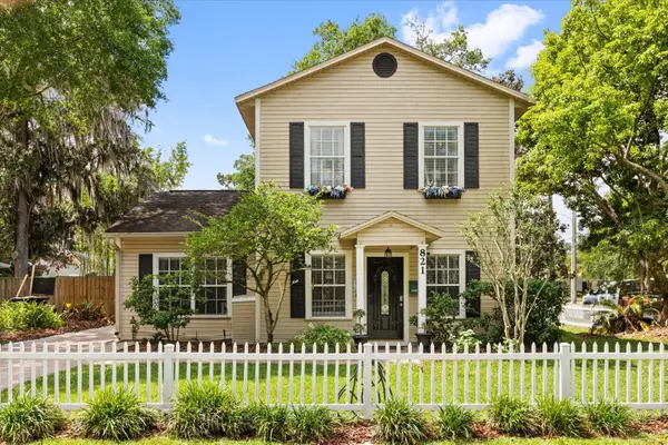 821 N Ferncreek Avenue, ORLANDO, FL 32803