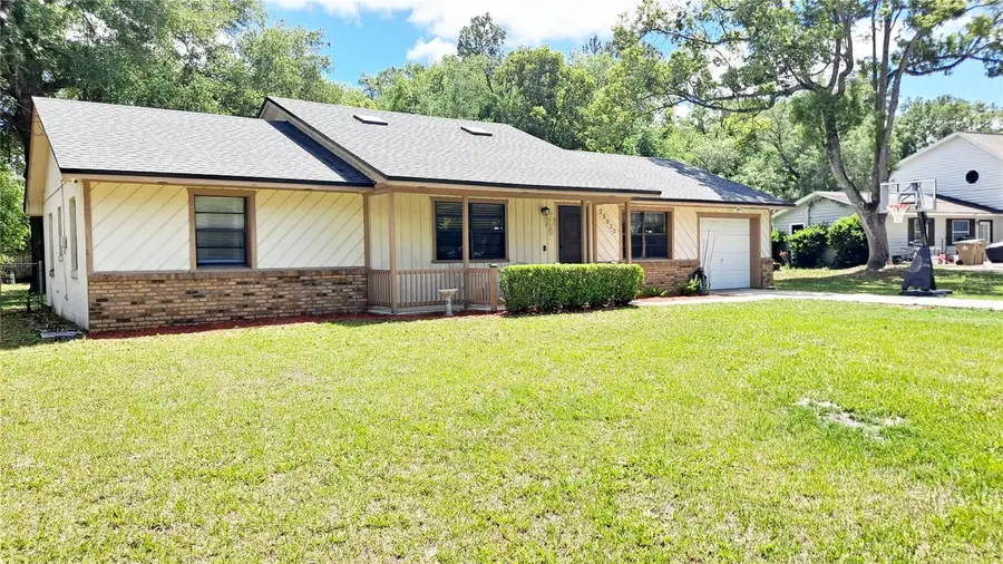 25930 Sackamaxon Drive, Sorrento, FL 32776 - #2