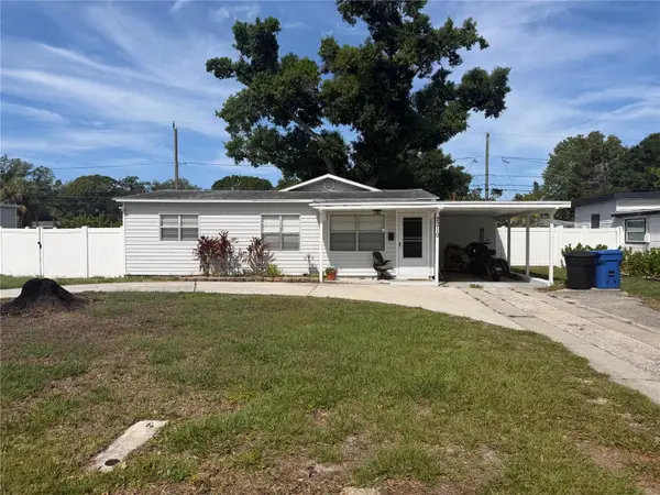 7210 14th Street N, ST PETERSBURG, FL 33702