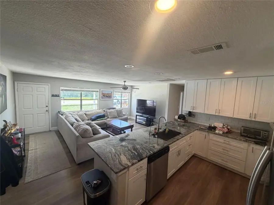 7210 14th Street N, Saint Petersburg, FL 33702 - #3