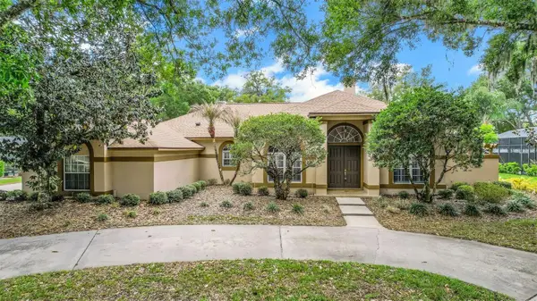 3862 Golden Meadow Court, OVIEDO, FL 32765