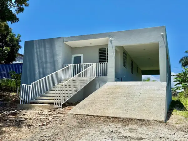 Calle 12 Final Sector Calderon, BAYAMON, PR 00956