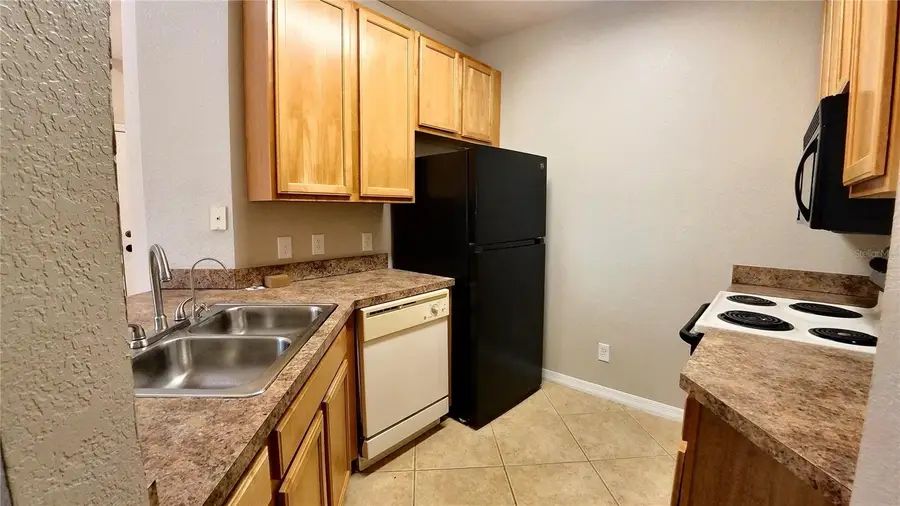 10017 Courtney Palms Boulevard #304, Tampa, FL 33619 - #3