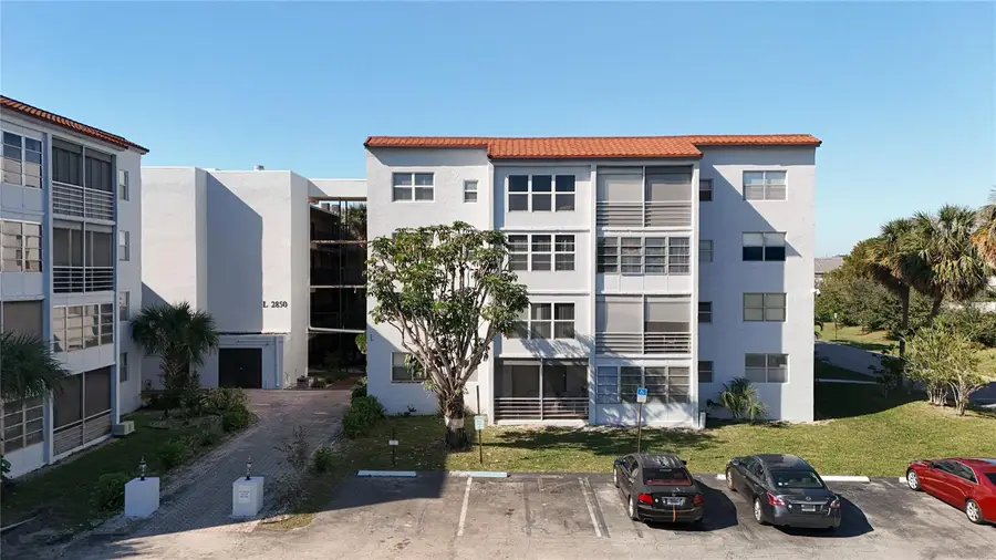 2850 Somerset Drive #204L, Lauderdale Lakes, FL 33311 - #2