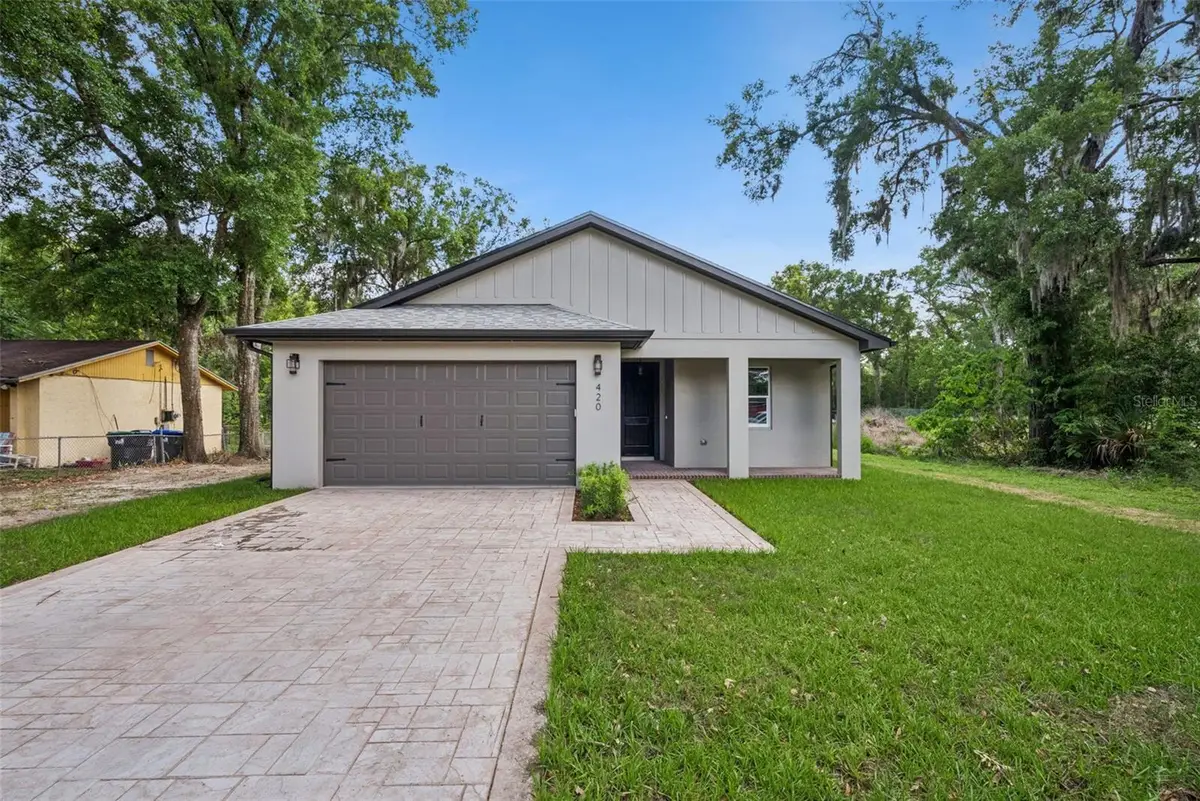 420 E 10th Street, Apopka, FL 32703 - #1