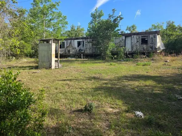 20940 SE 141st Lane, UMATILLA, FL 32784