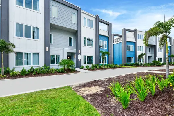 Address Withheld By Seller, REUNION, FL 34747