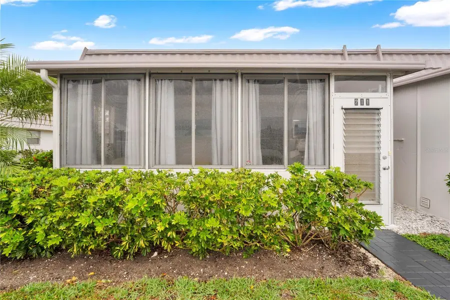 211 Valencia I, Delray Beach, FL 33446 - #2