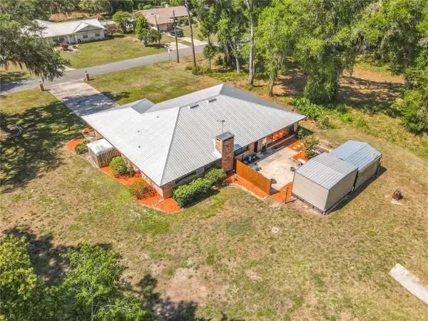 17819 Palm Street, UMATILLA, FL 32784