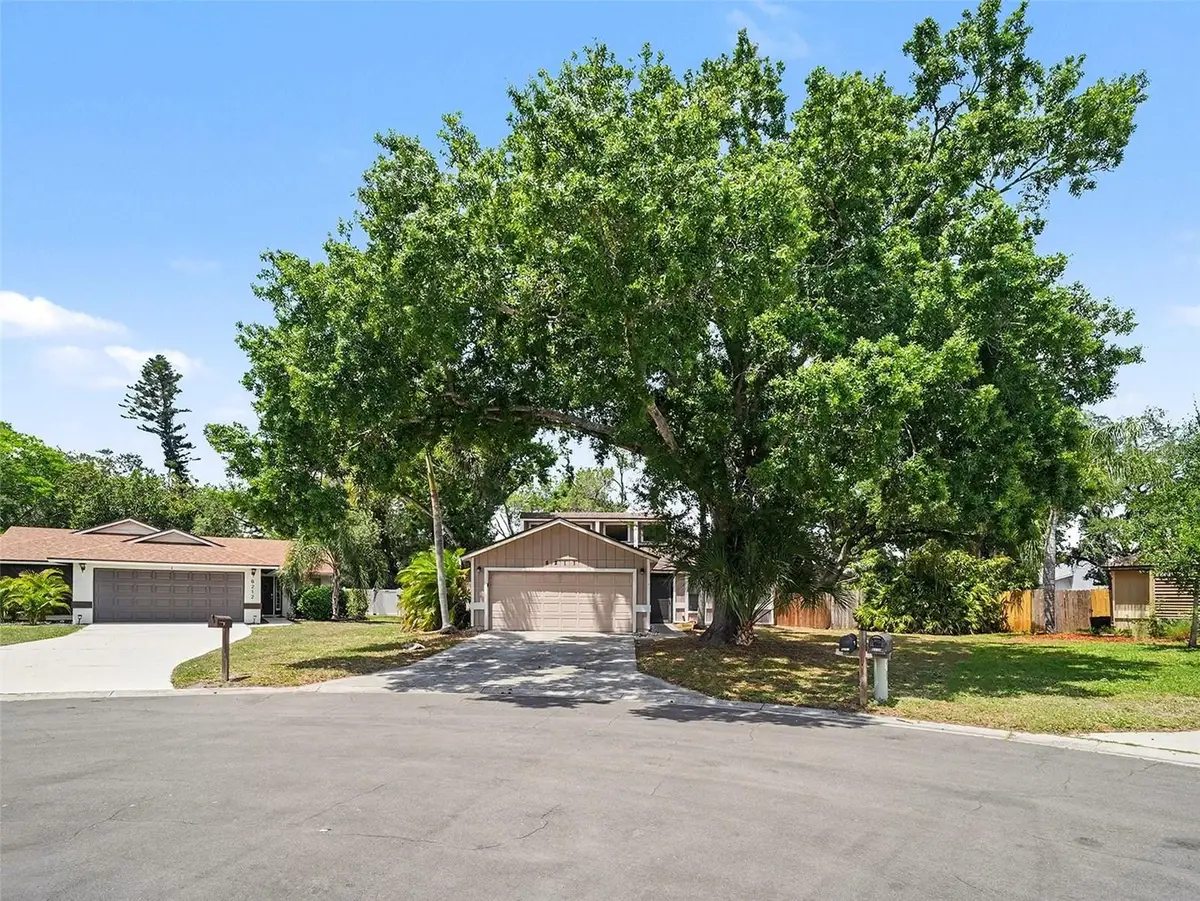 8211 Country Oaks Court, Sarasota, FL 34243 - #1