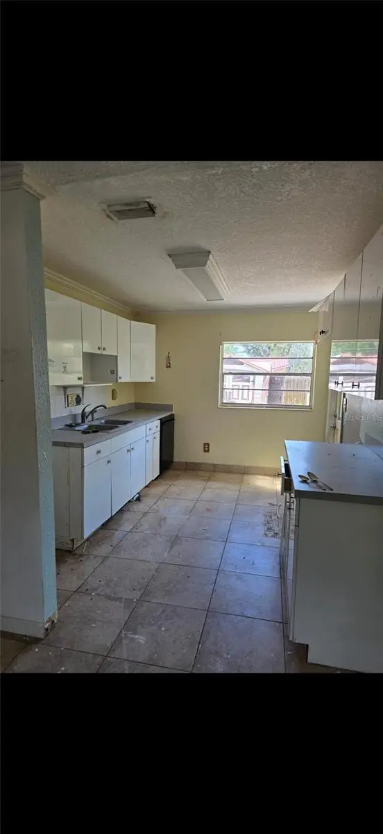 2712 E 99th Avenue, Tampa, FL 33612 - #2