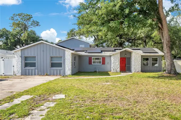 2422 Sweetbriar Court, KISSIMMEE, FL 34744