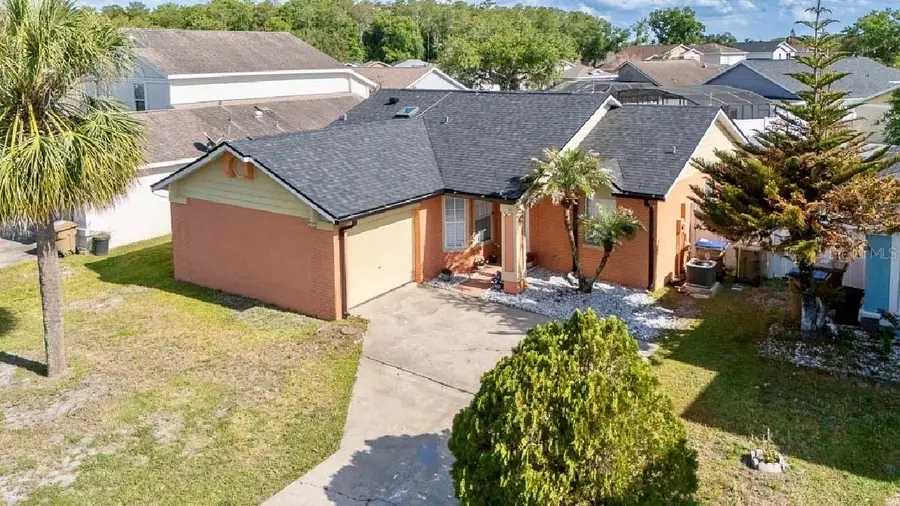 252 Hidden Springs Circle, Kissimmee, FL 34743 - #2