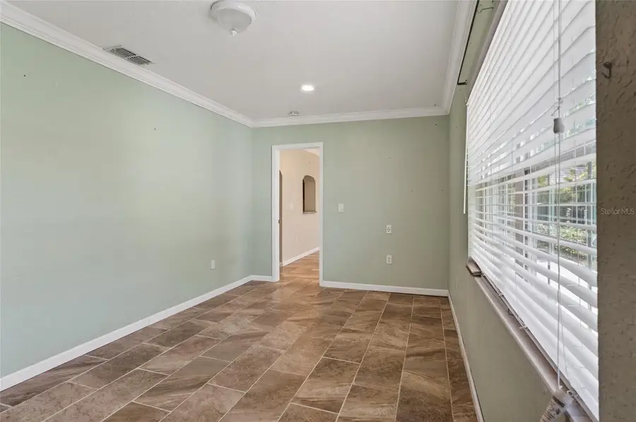 540 W Columbia Street, Lake Alfred, FL 33850 - #3