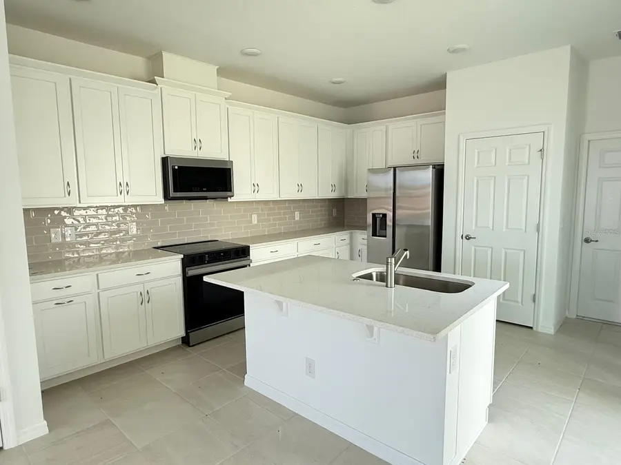498 Winsome Alley, Groveland, FL 34736 - #2
