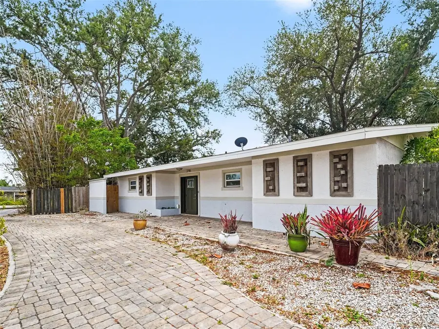 2746 Hibiscus Street, Sarasota, FL 34239 - #2