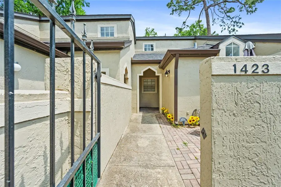 1423 Farrindon Circle, Lake Mary, FL 32746 - #3