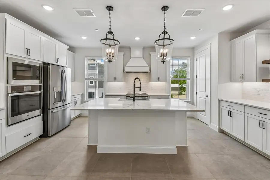 206 Pasquala, Oviedo, FL 32765 - #2